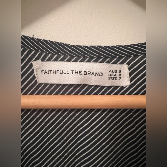 FAITHFUL THE BRAND - Navy blue / white stripped romper - small - Picture 6 of 7